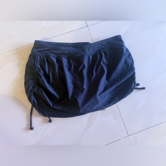 Free Country Bikini Bottoms Skirt Ruched Black  Beach Size M 8/10 Elastic Waist - Picture 14 of 16